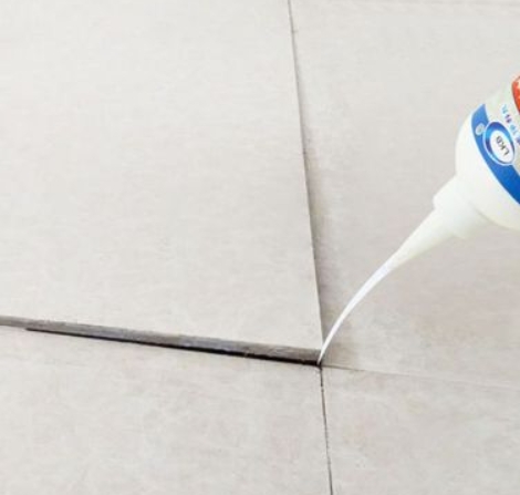 西峡瓷砖空鼓维修公司分享卫生间瓷砖脱落的原因可能有以下几点
